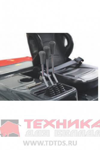 Дизельный погрузчик DOLPHINLIFT  DL 35 DX 33