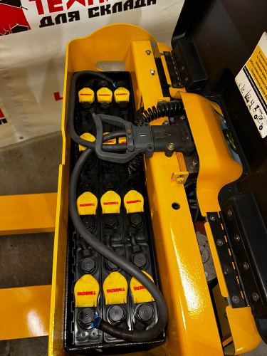 Тележка самоходная Hyster P1.6