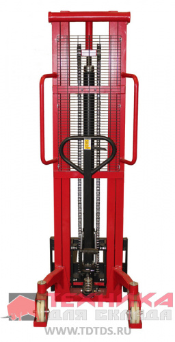  LM 1025 