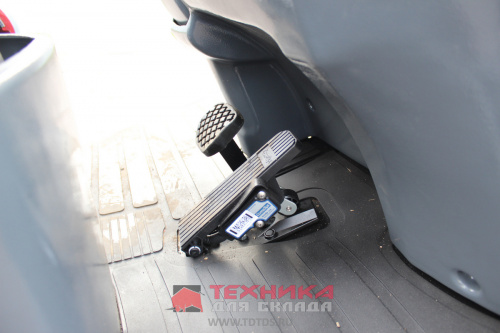 Электрический погрузчик LEMA  FE 15-4F DX30