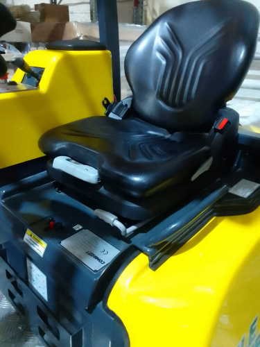 Погрузчик электрический COMBILIFT Aisle Master 15NE