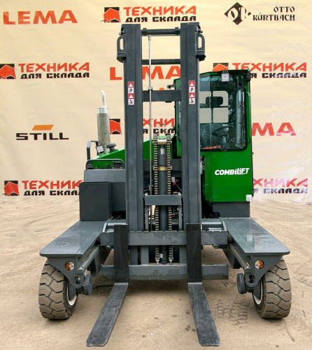 Погрузчик дизельный многоходовой Combilift C5000XL