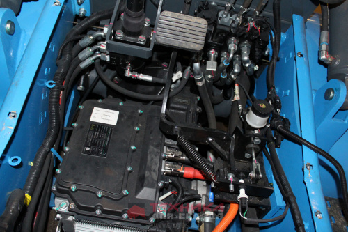 Электрический погрузчик DOLPHINLIFT  DLE 30 TX 47